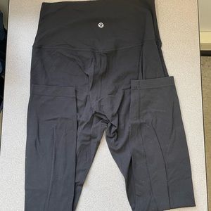 Lululemon Align Pant Full Length 28" 
Black